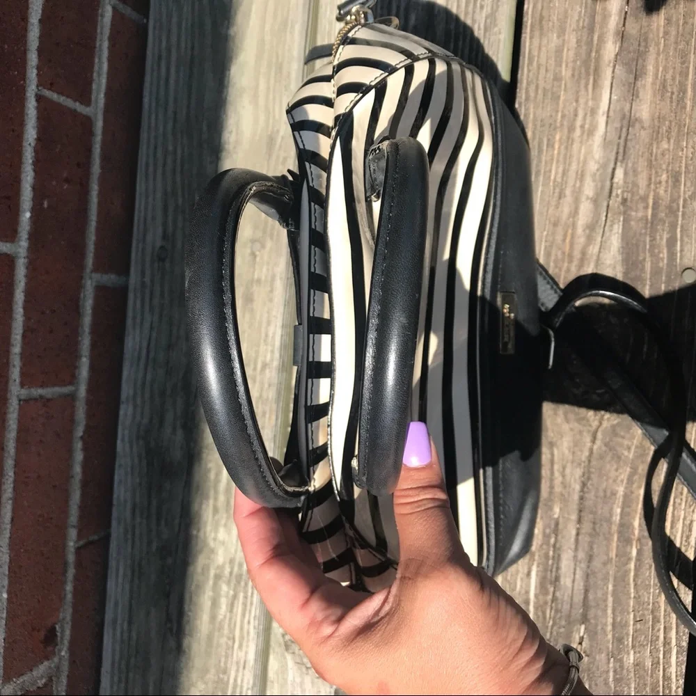 Kate Spade Chelsea Park Dome Satchel Matching Wristlet Stripe Set